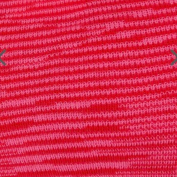 Last chance Verge Girl Crowd Control - Picture 3 of 4